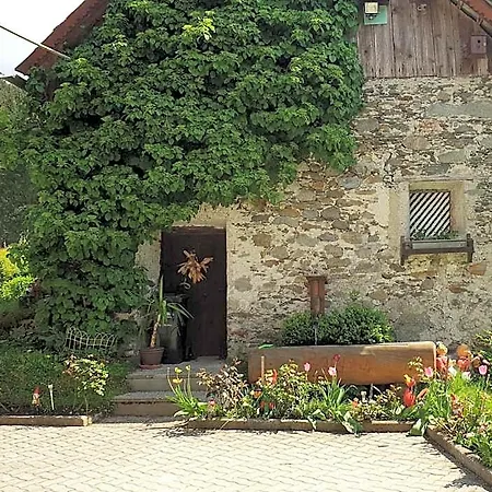 Muehlnerhof Familie Gruber Alojamento de Acomodação e Pequeno-almoço Aich (Styria)